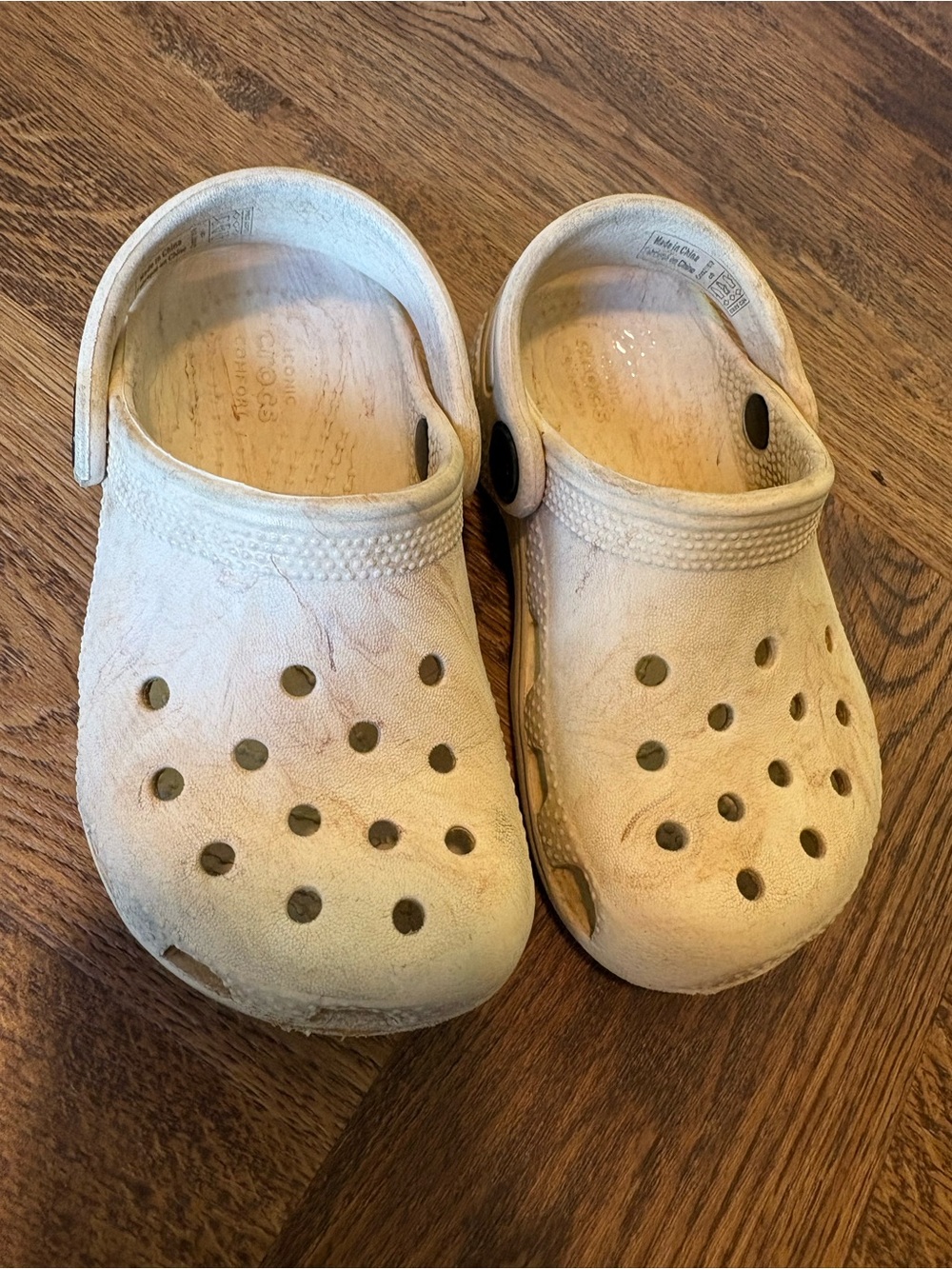 CROCS Kids Cream Marbled Slip-On Clog Sandals 8